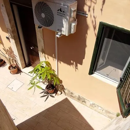 Elite Apartment *